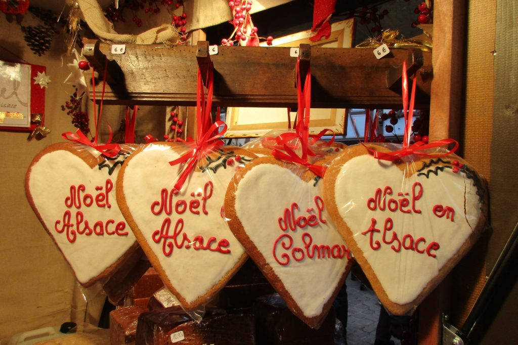 Marche-de-noel-2_noel-en-alsace_2000x1333