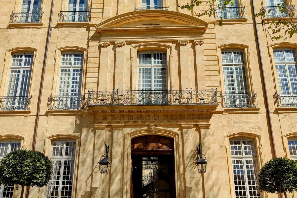 Aix-en-Provence private mansion
